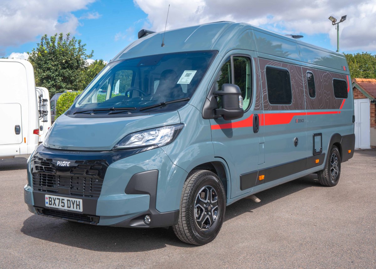 2025 Pilote V630J Evidence 140BHP Auto