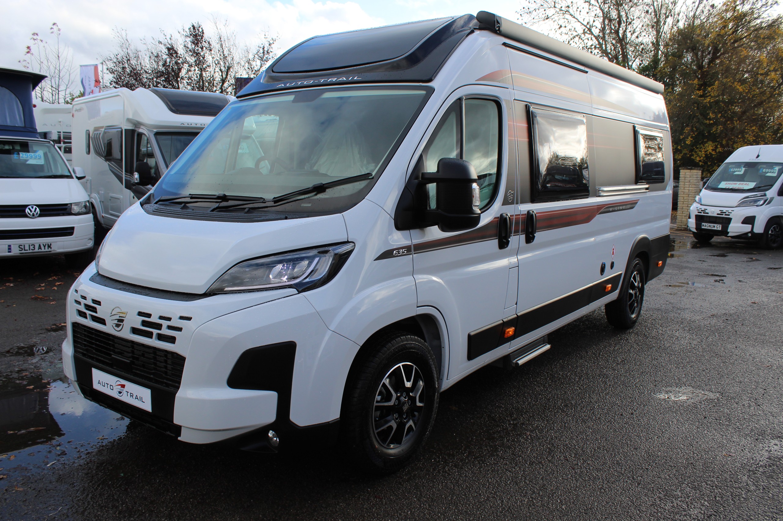 Auto-Trail V-Line 635 SE 140BHP Auto