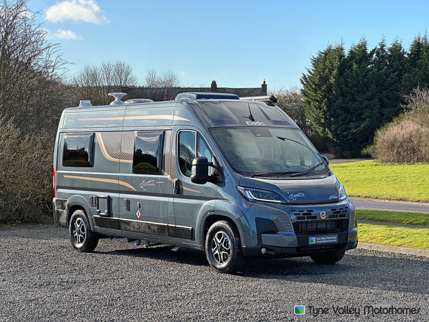 Elddis Signature CV40