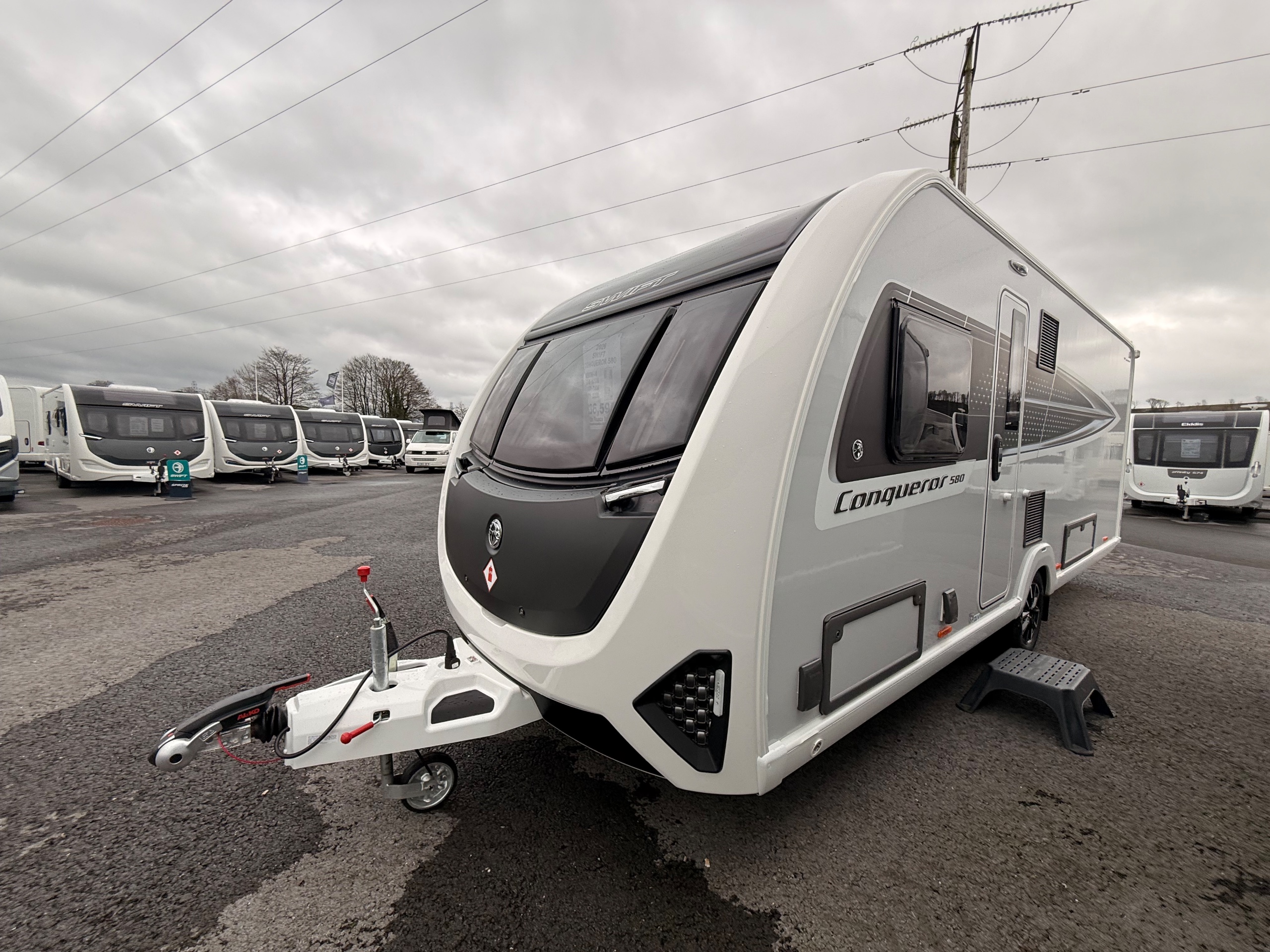 Swift Conqueror 580 - Detail Shot