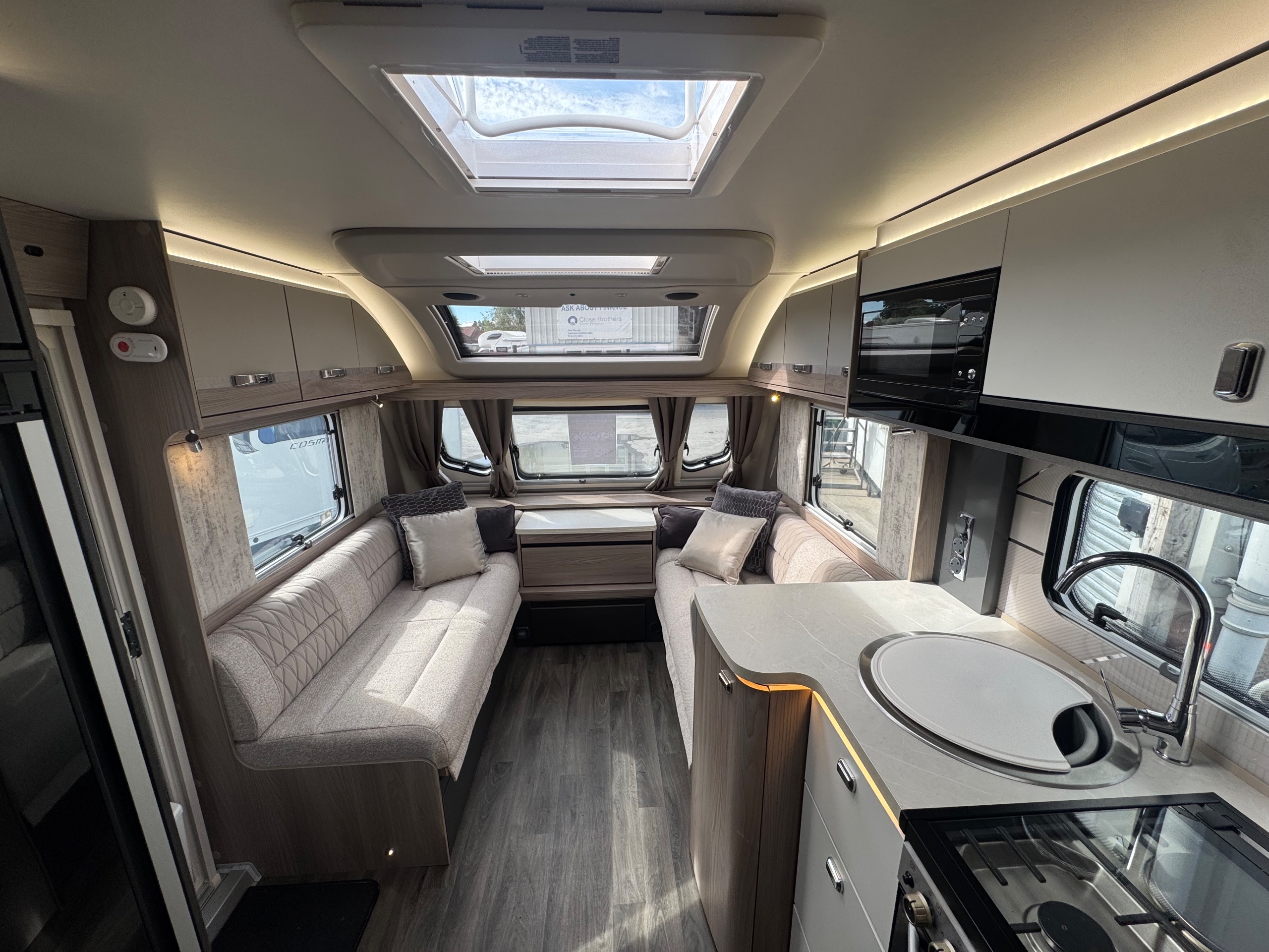 2025 Swift Challenger Exclusive 580