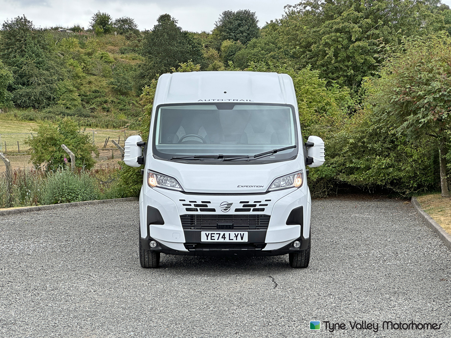 2024 Auto-Trail Expedition 68