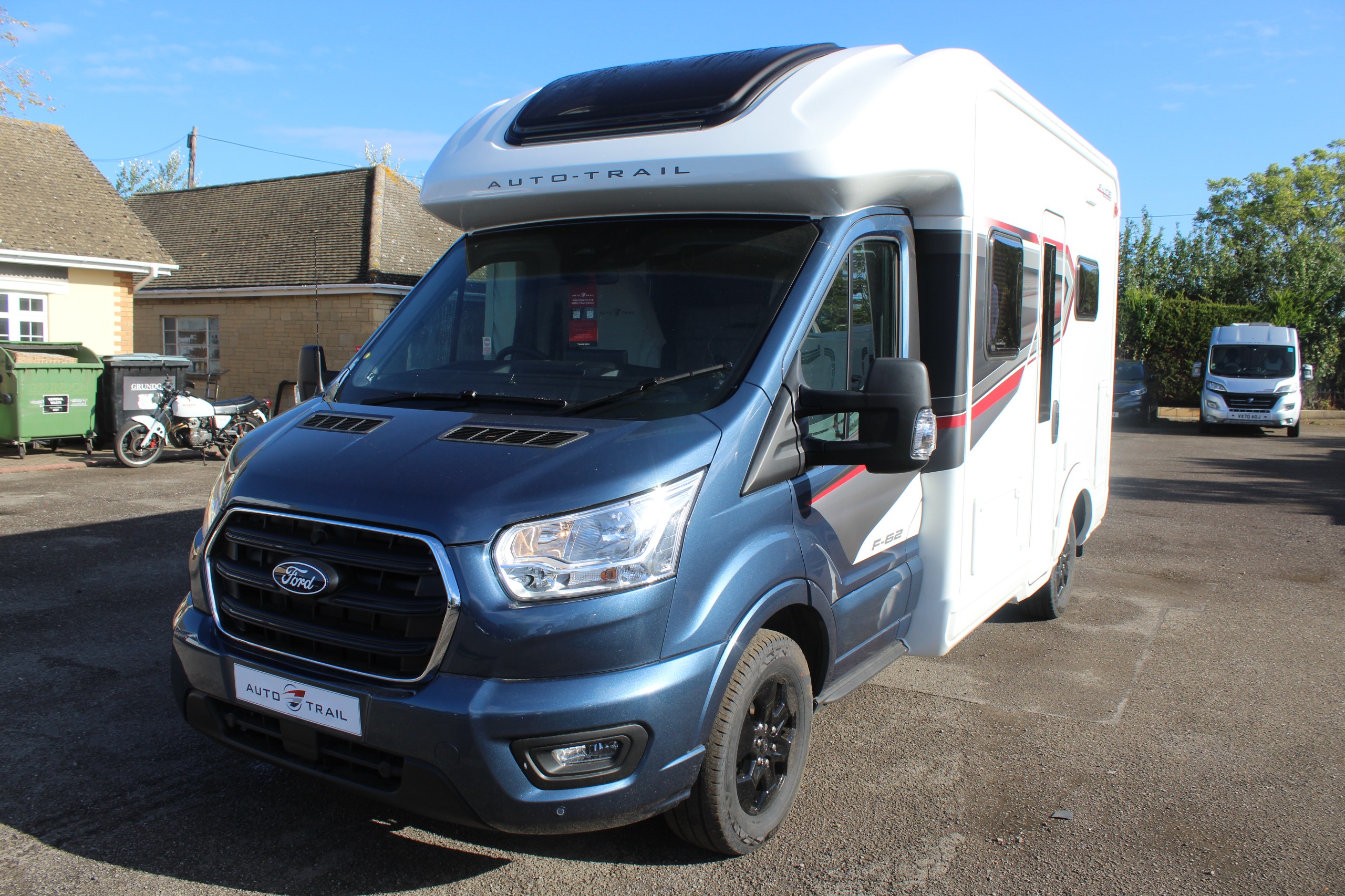 Auto-Trail F-Line F62 - Photo 1