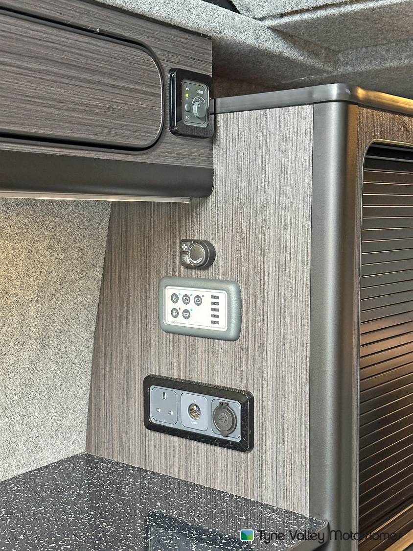 Ford Custom RS Campervan