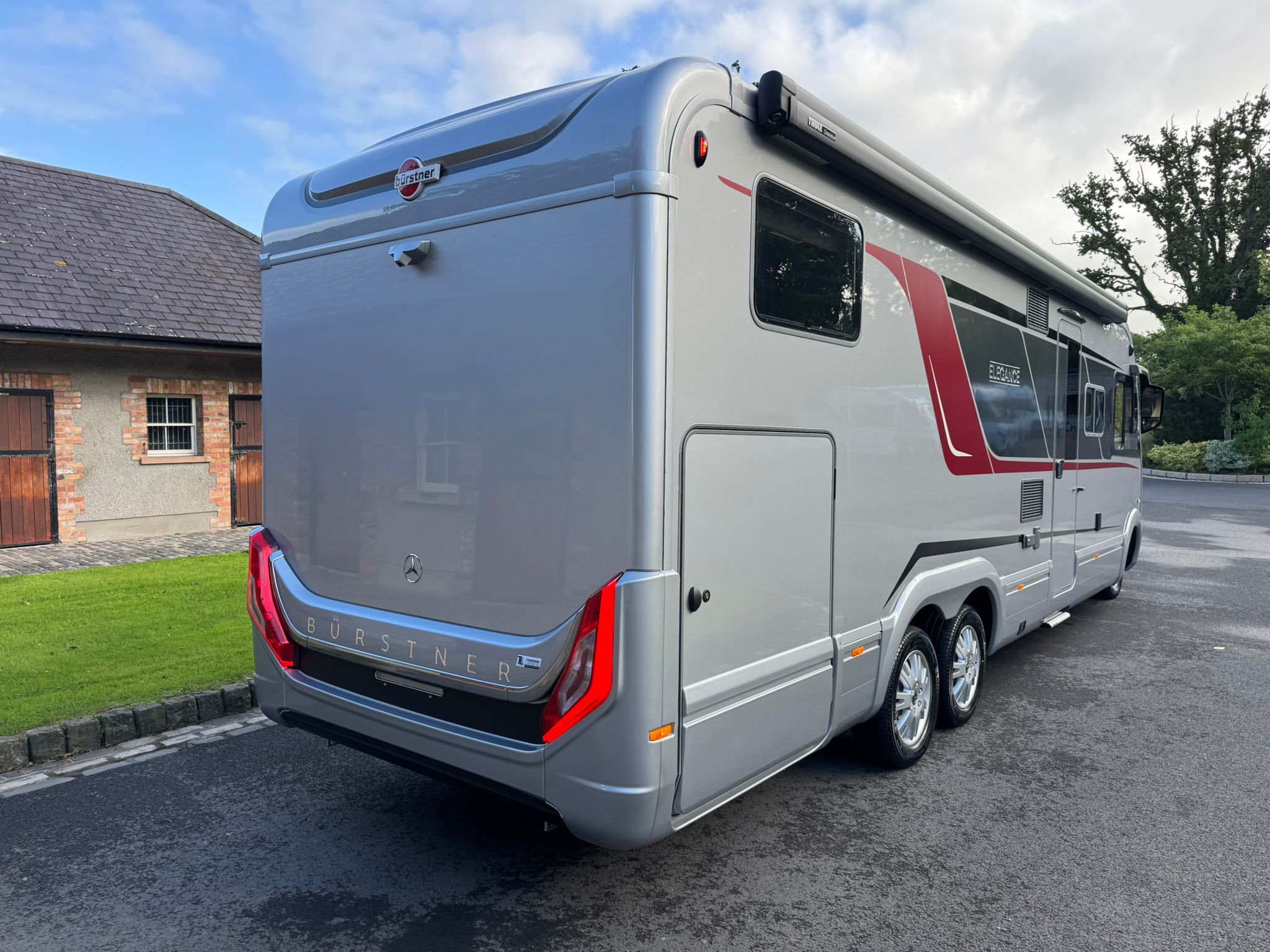 Exterior - Rear