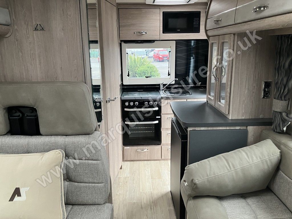 2025 Auto-Sleepers BROADWAY EK LT