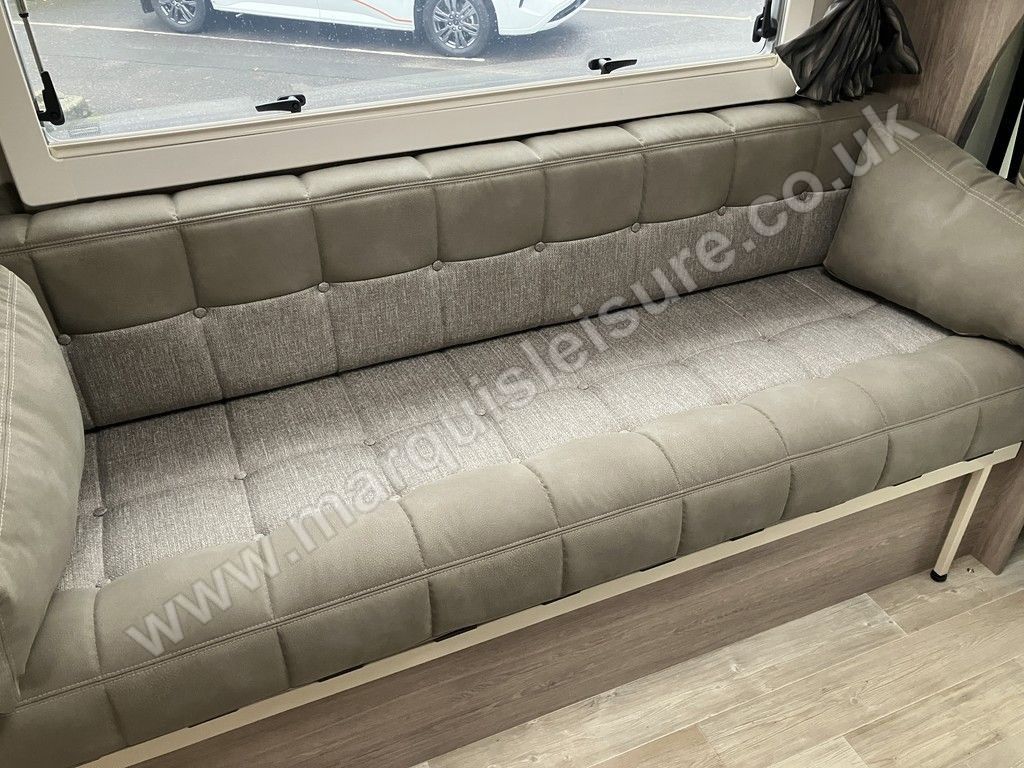 2025 Auto-Sleepers BROADWAY EK LT