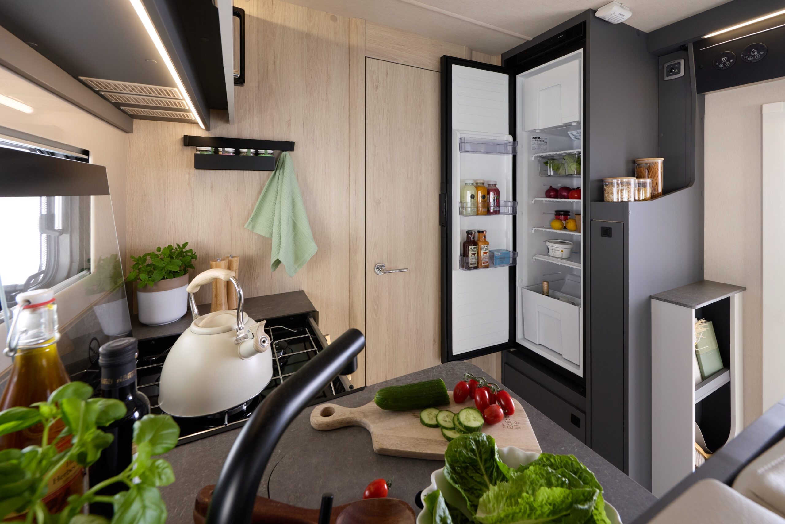 2027 Auto-Trail F-Line F60