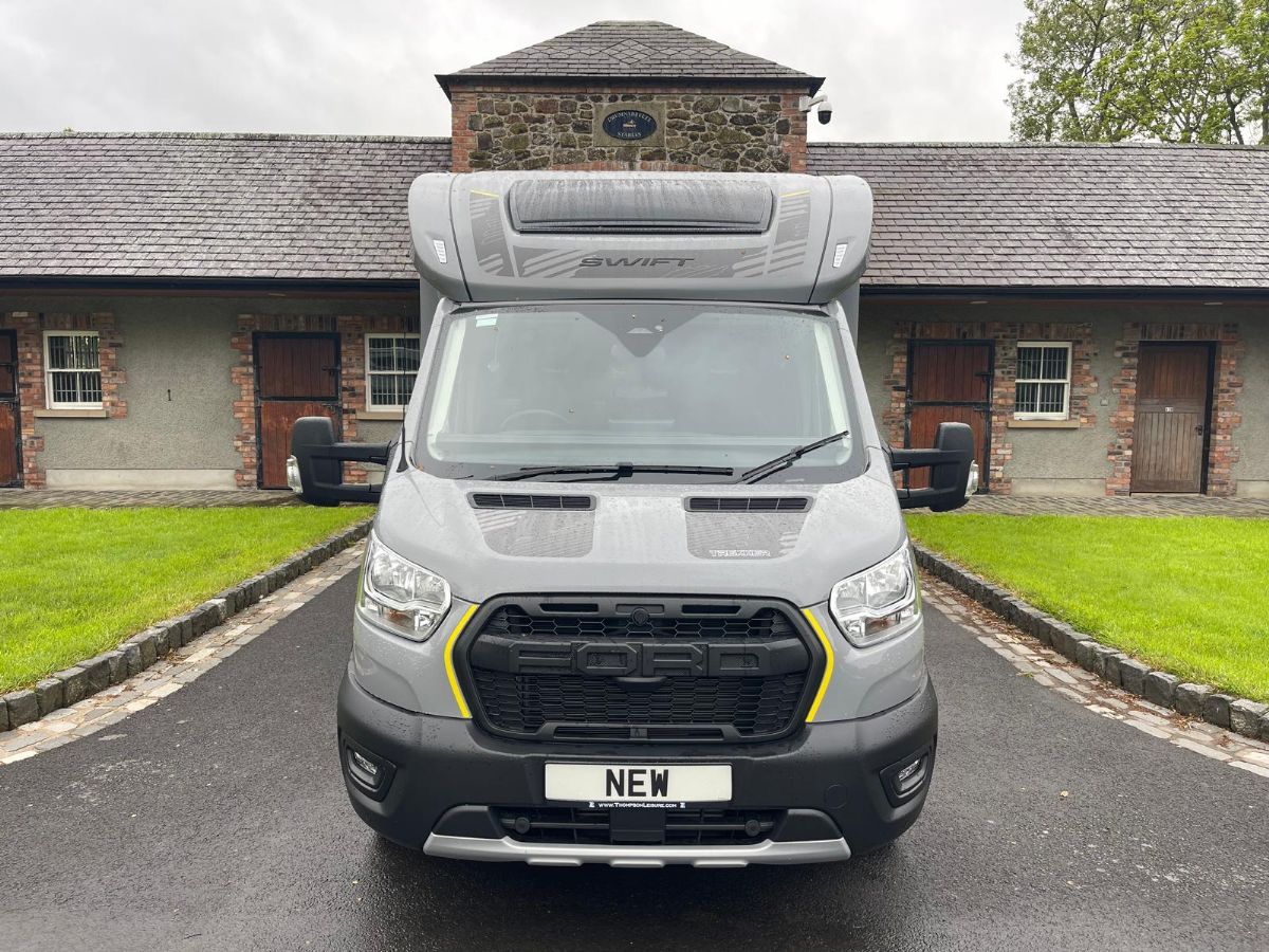 2026 Swift Trekker 594