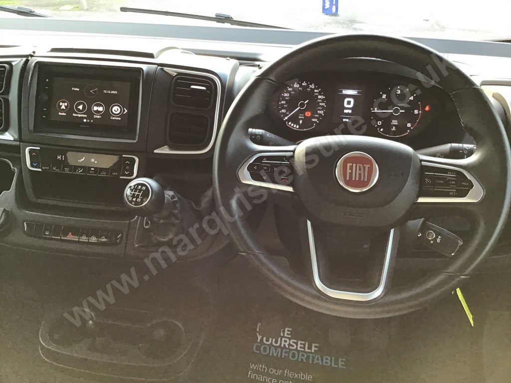 MOBILVETTA K-YACHT TEKNO LINE95