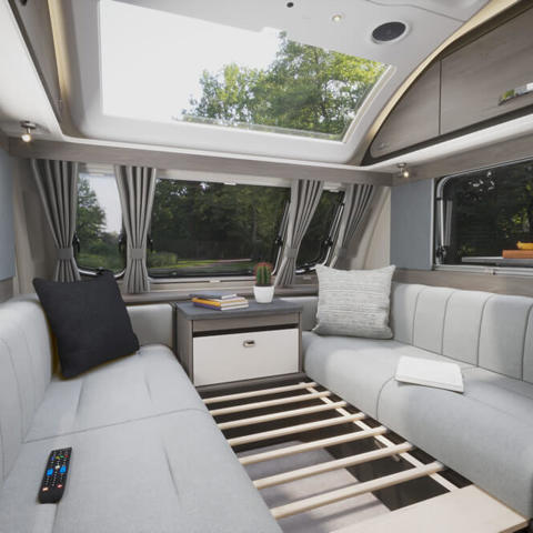2026 Swift Challenger 390