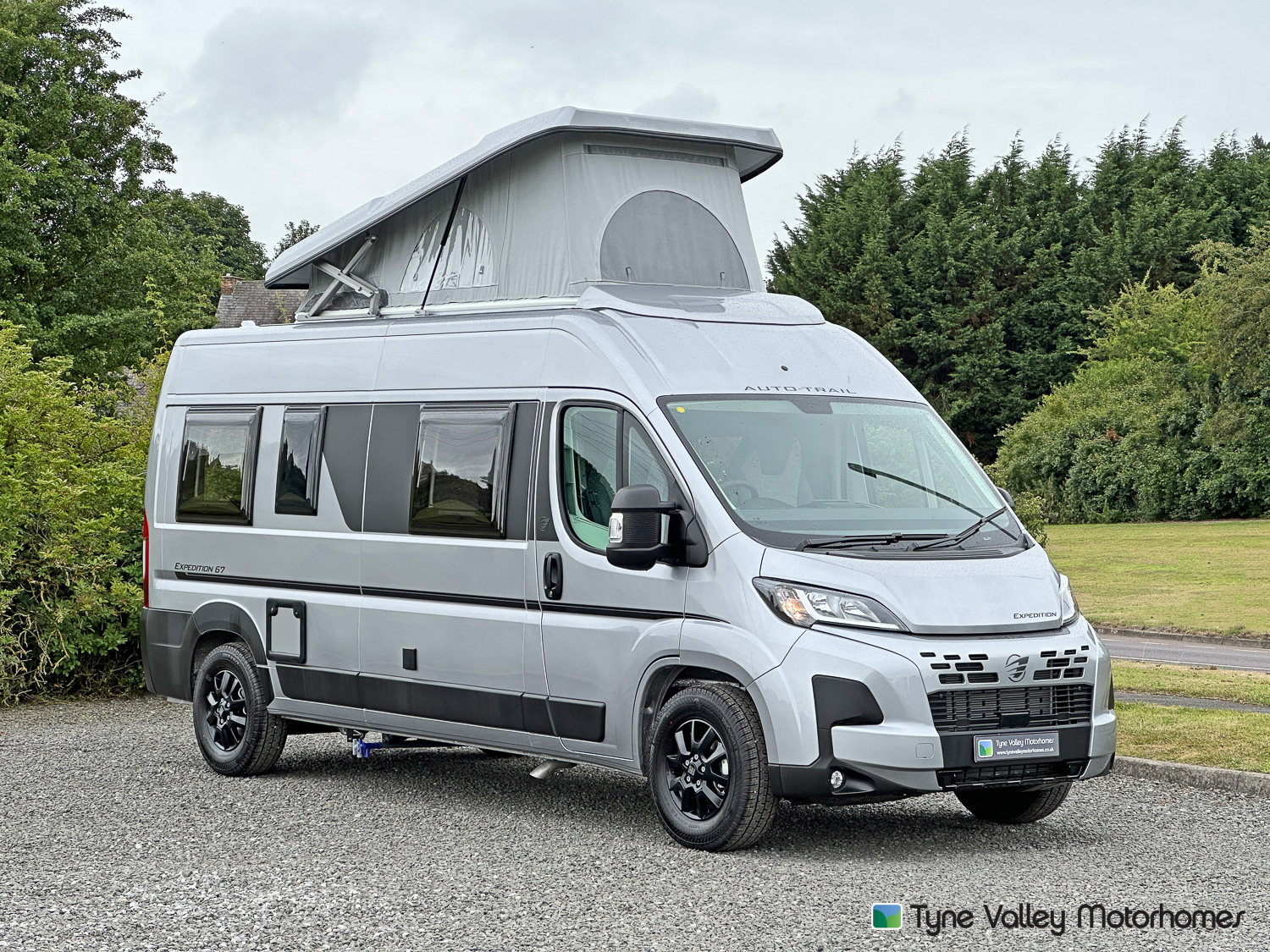2025 Auto-Trail Expedition 67