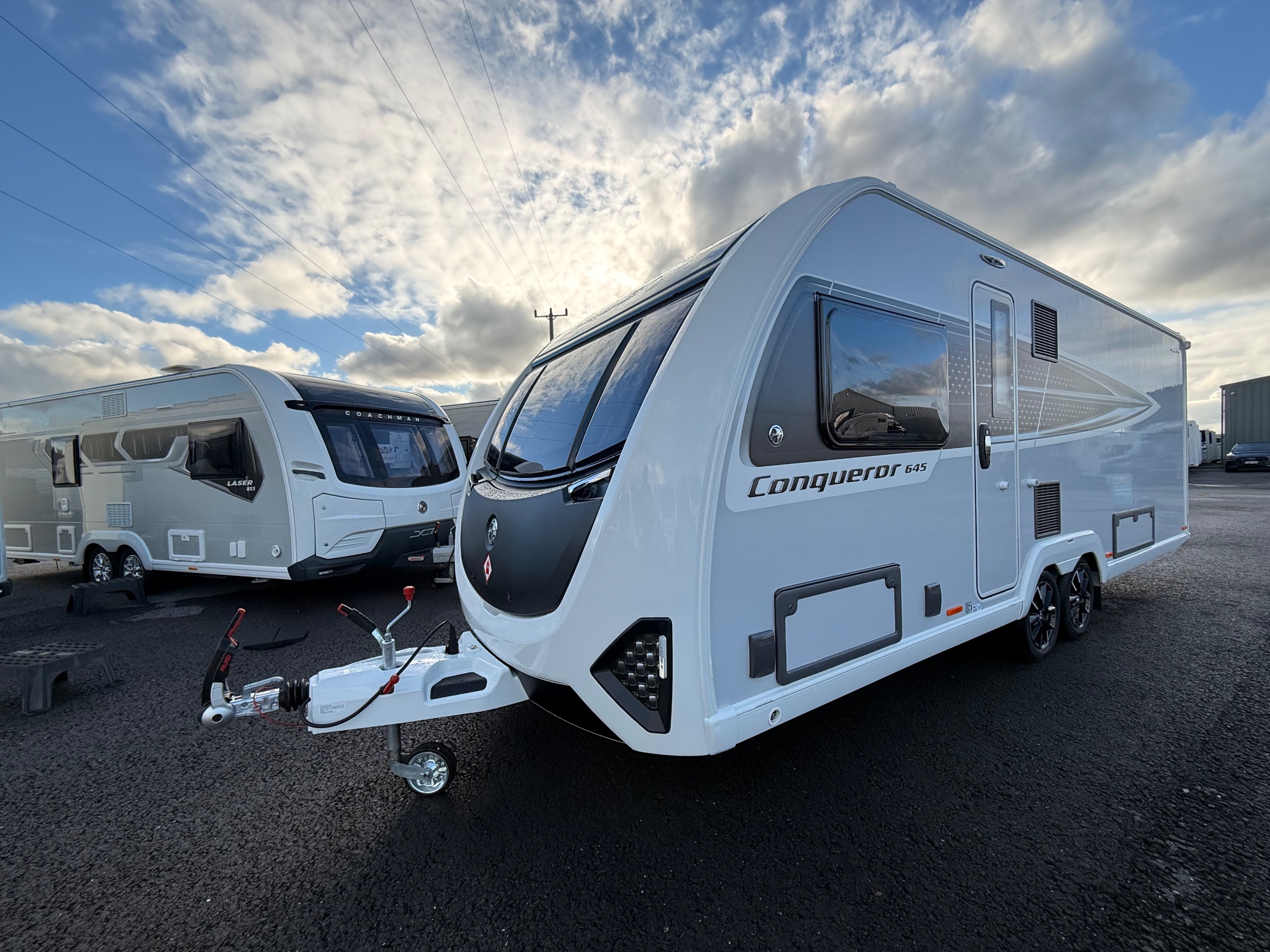 Swift Conqueror 645 - Detail Shot