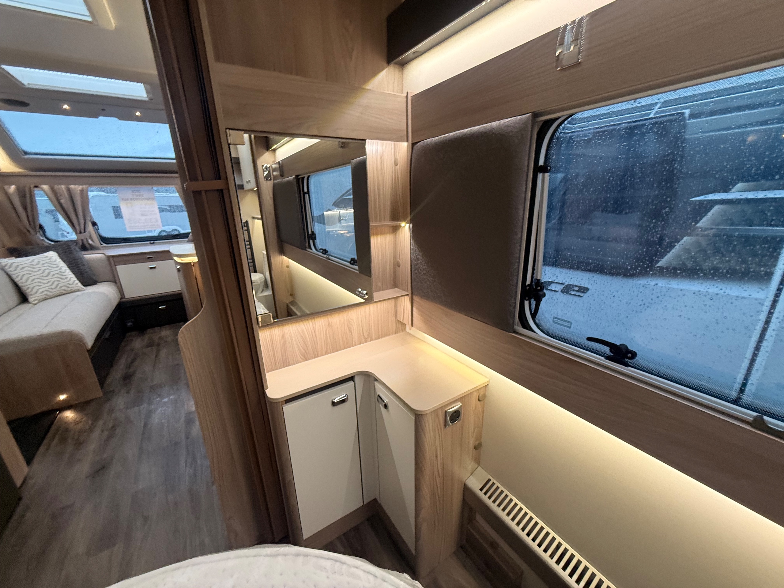 Swift Conqueror 645
