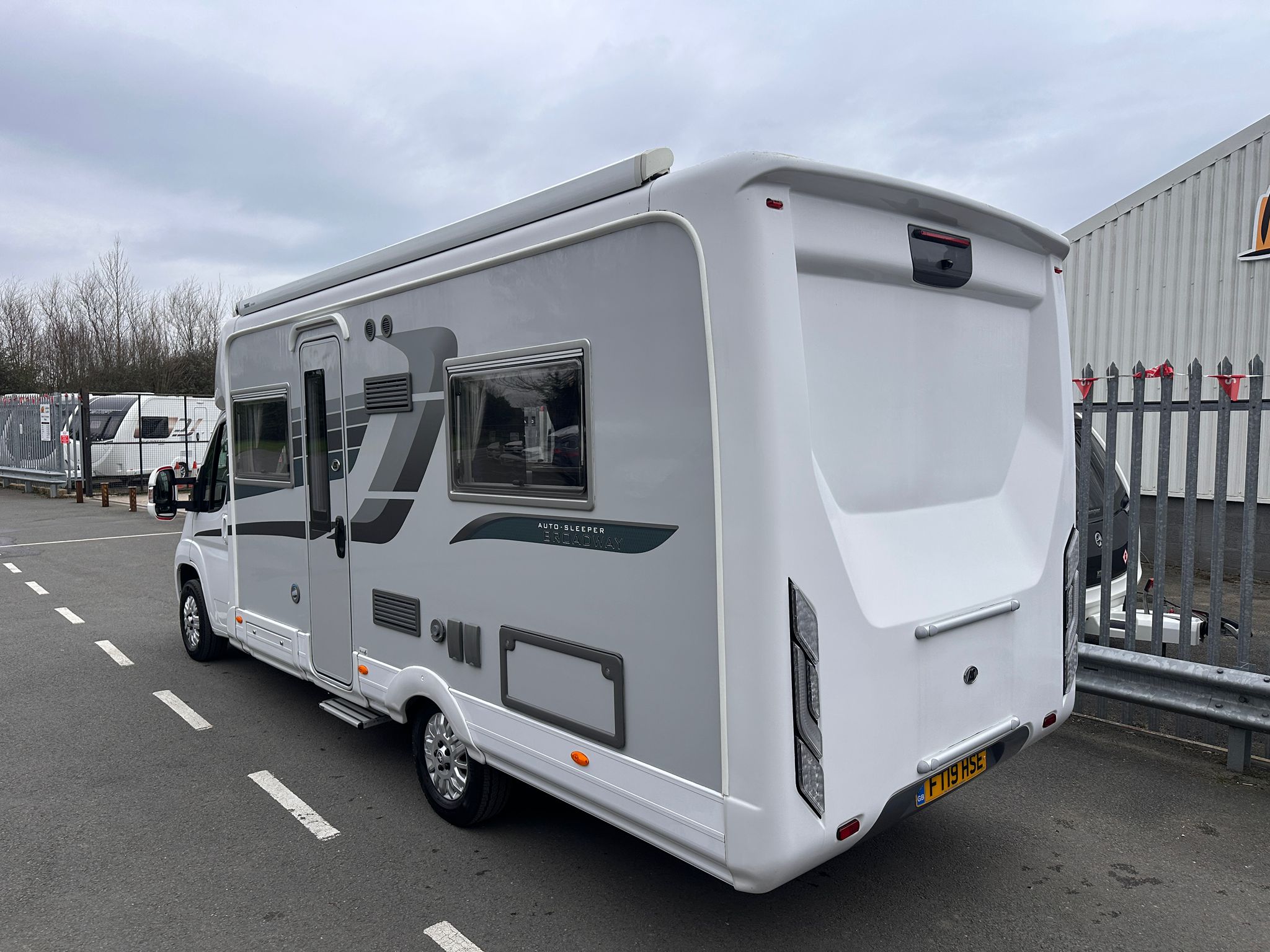 Auto-Sleeper Broadway FB- 2019 Motorhome