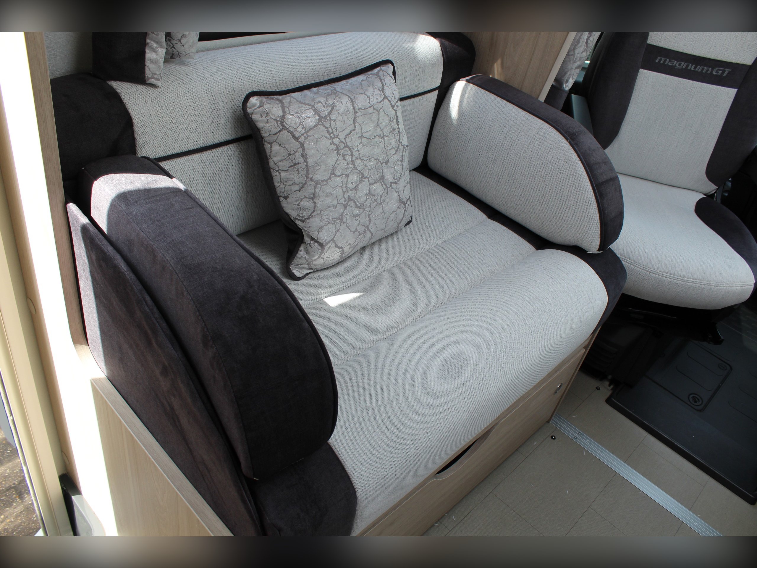 2026 Elddis Autoquest 194 Magnum GT