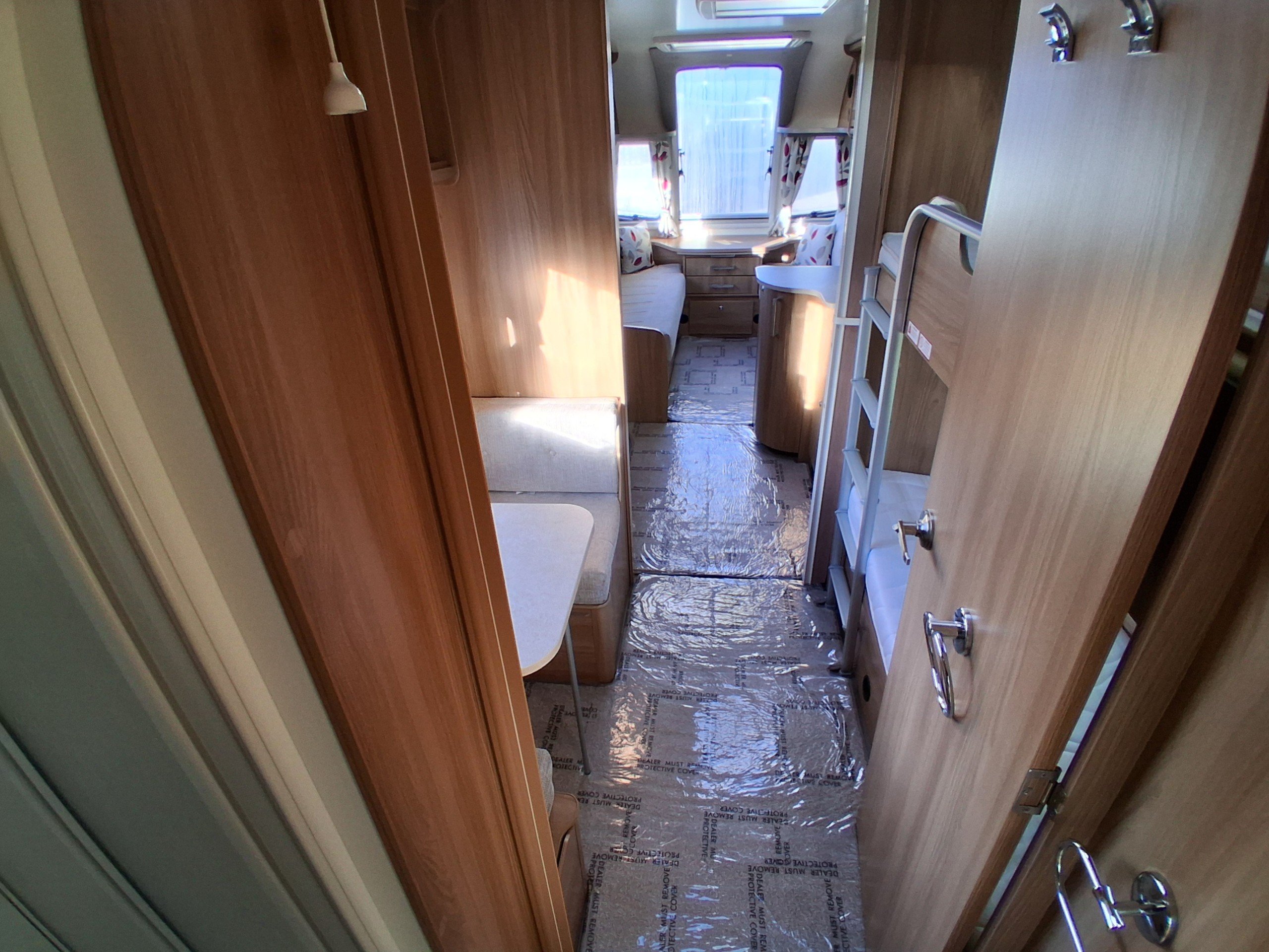 Fixed Bunks (Side) floorplan