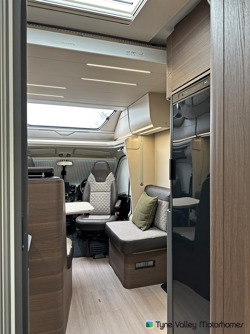 2026 Adria Matrix Supreme 670 SC