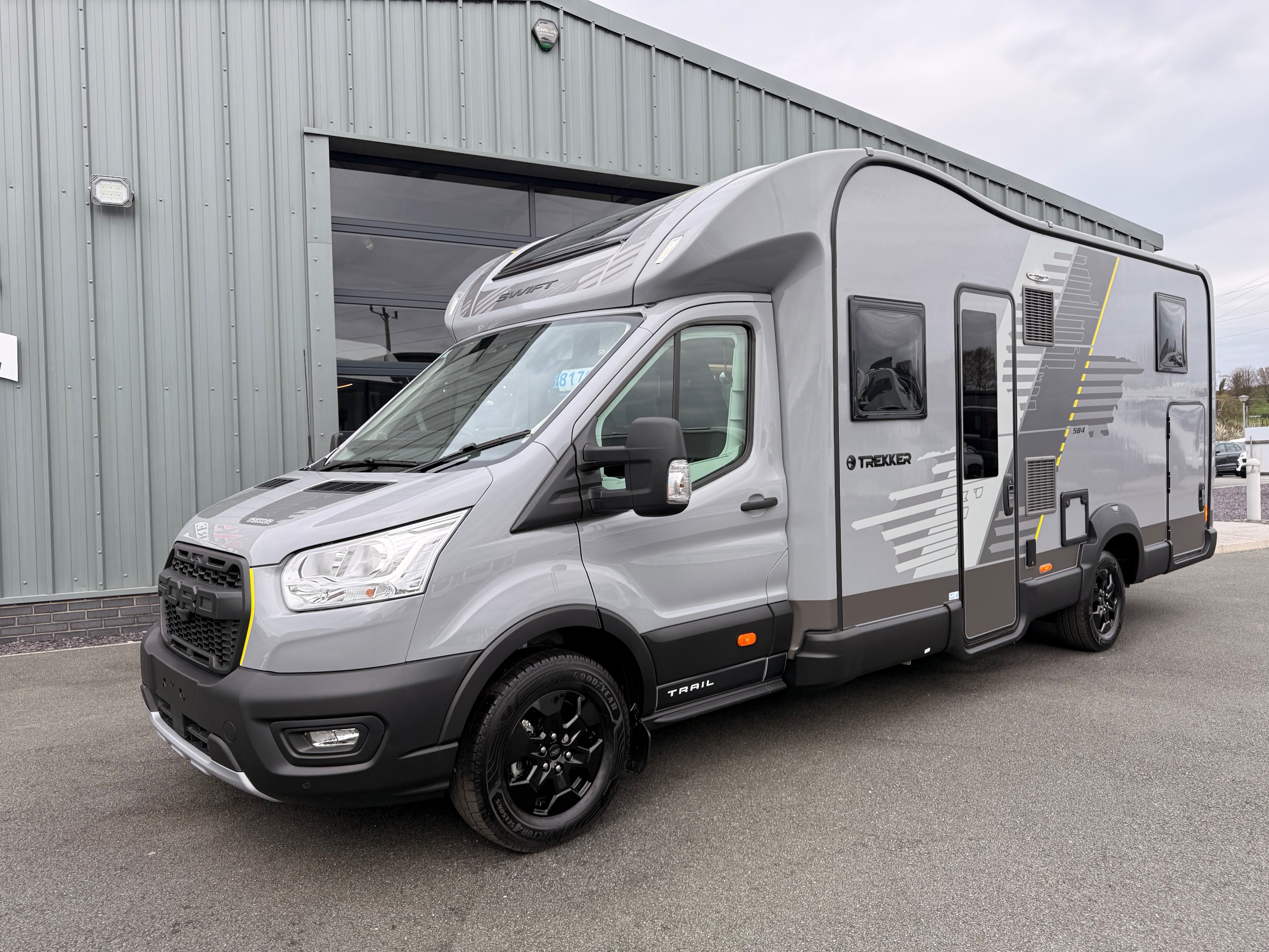 2026 Swift Trekker 584