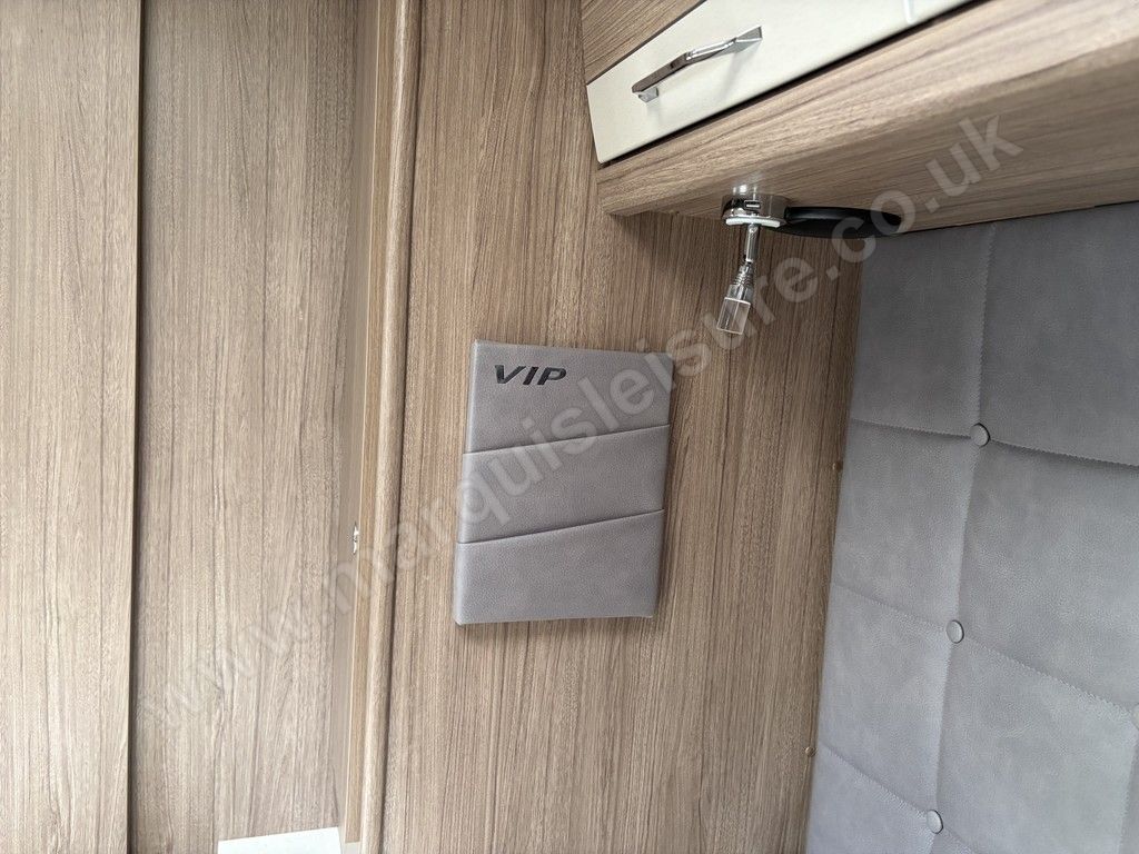 2023 Coachman VIP 675