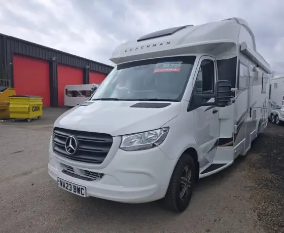 2000 Coachman Travel Master