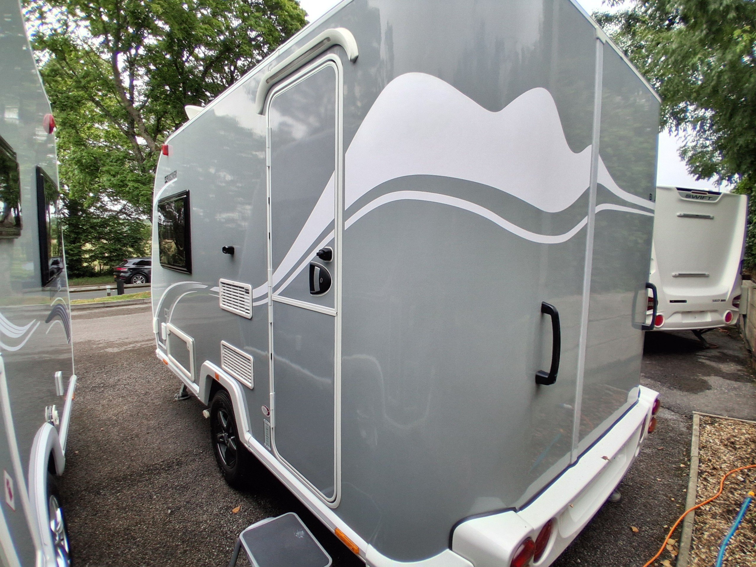 Exterior - Rear