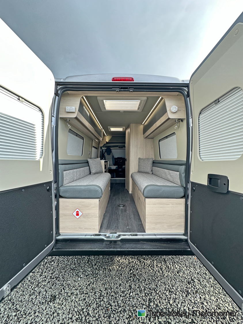 2025 Auto-Trail Expedition 66