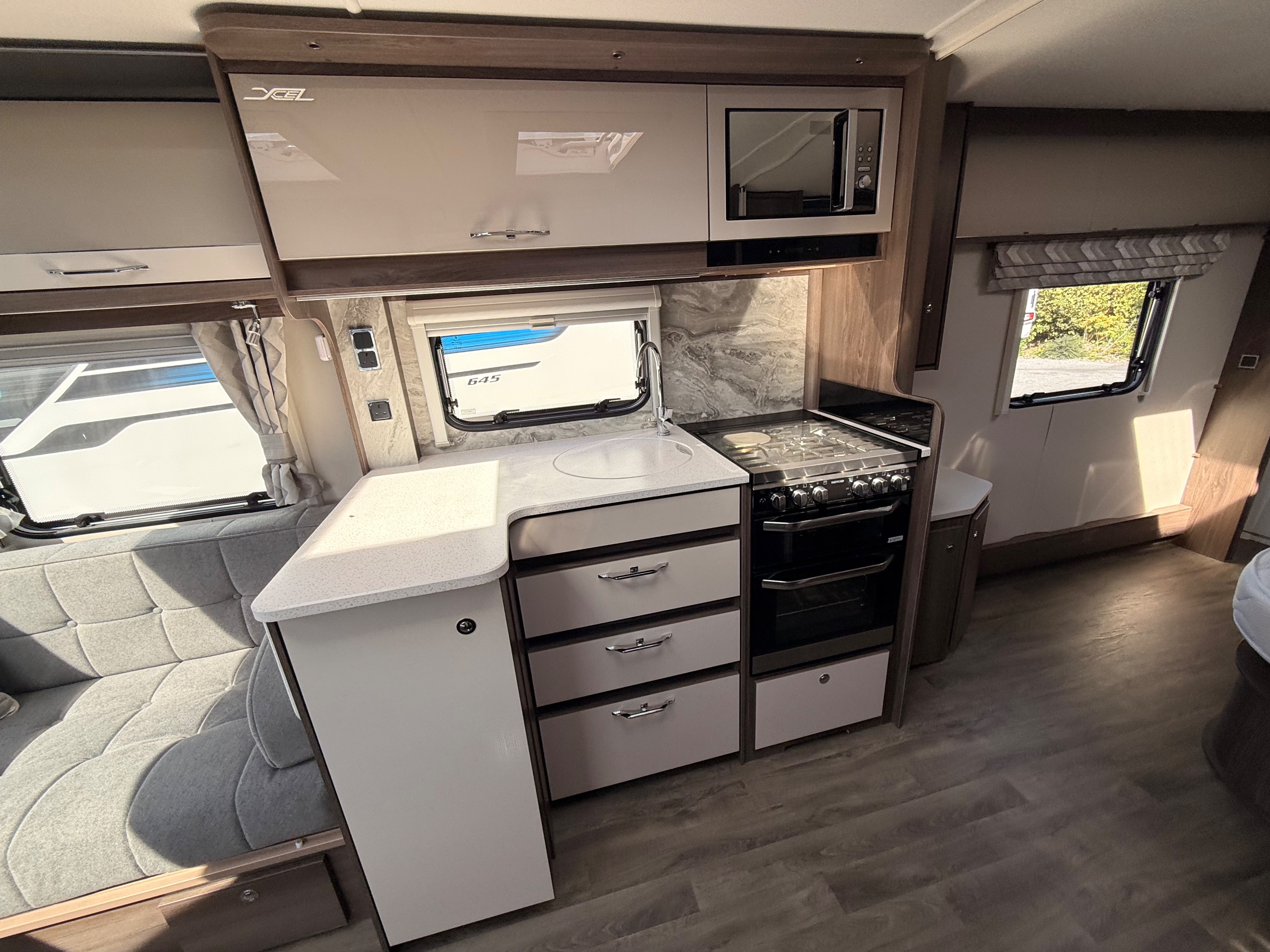 2022 Coachman Laser Xcel 875