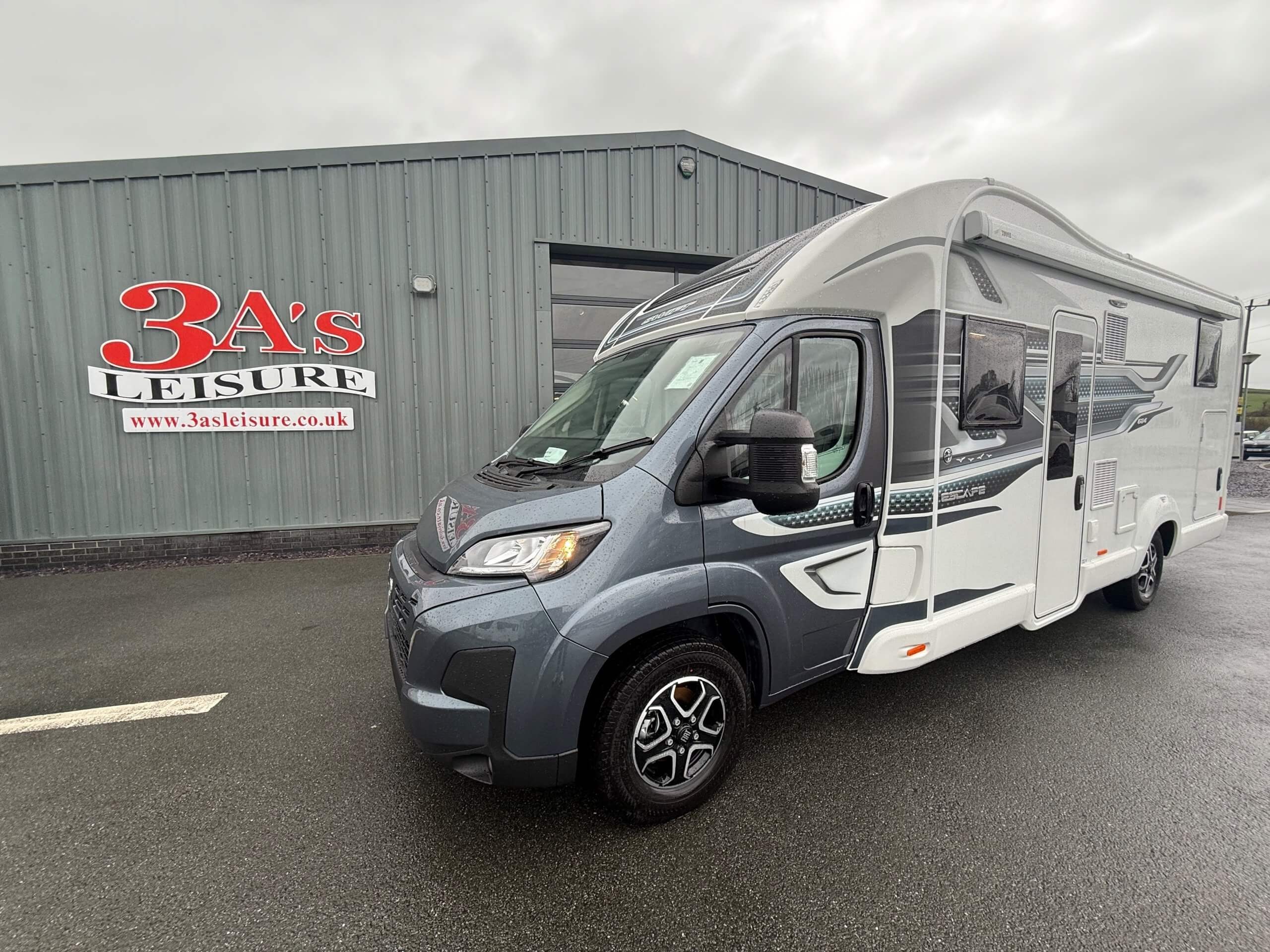 Swift Escape 684