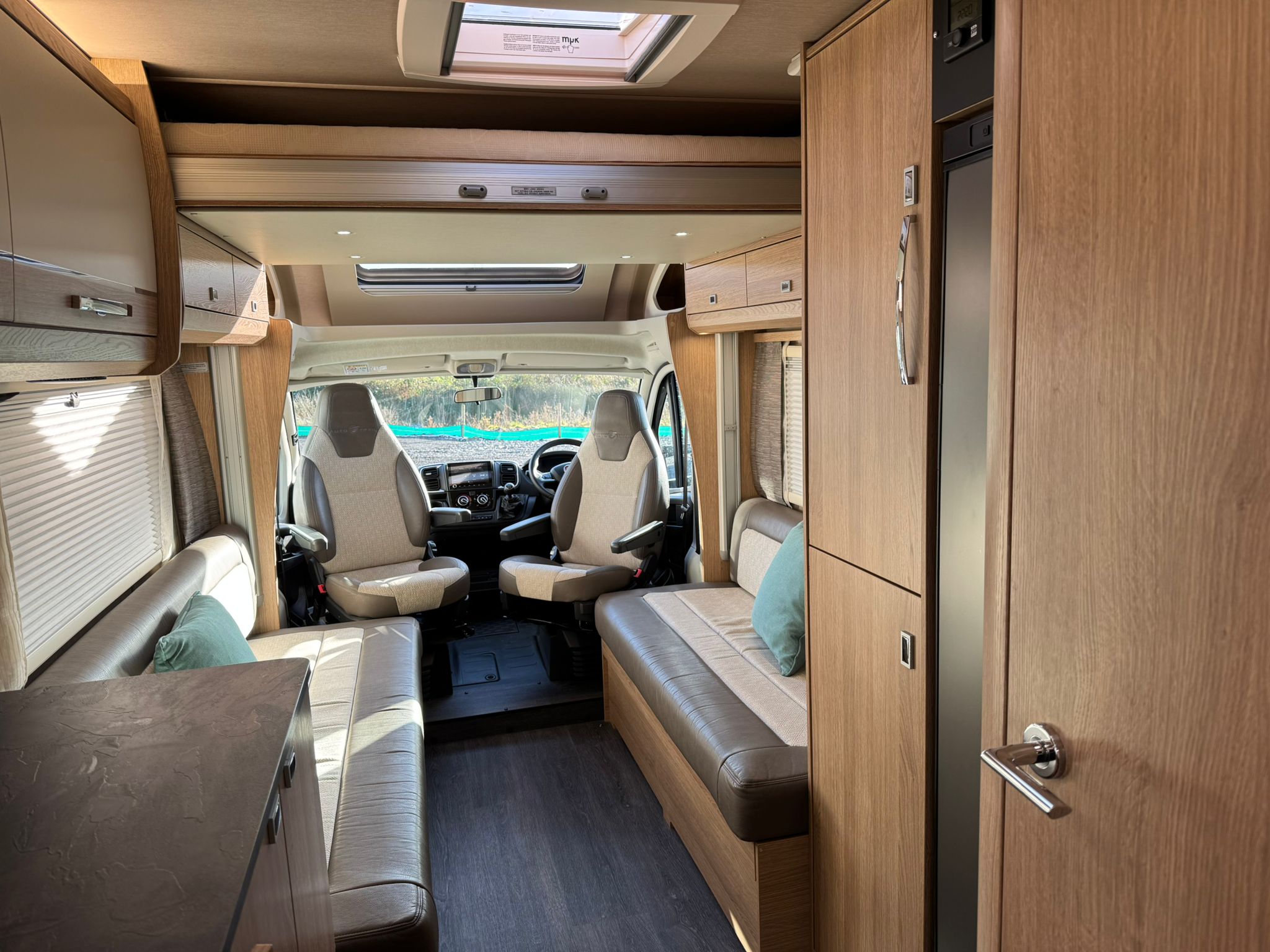 2024 Auto-Trail Tracker EKS