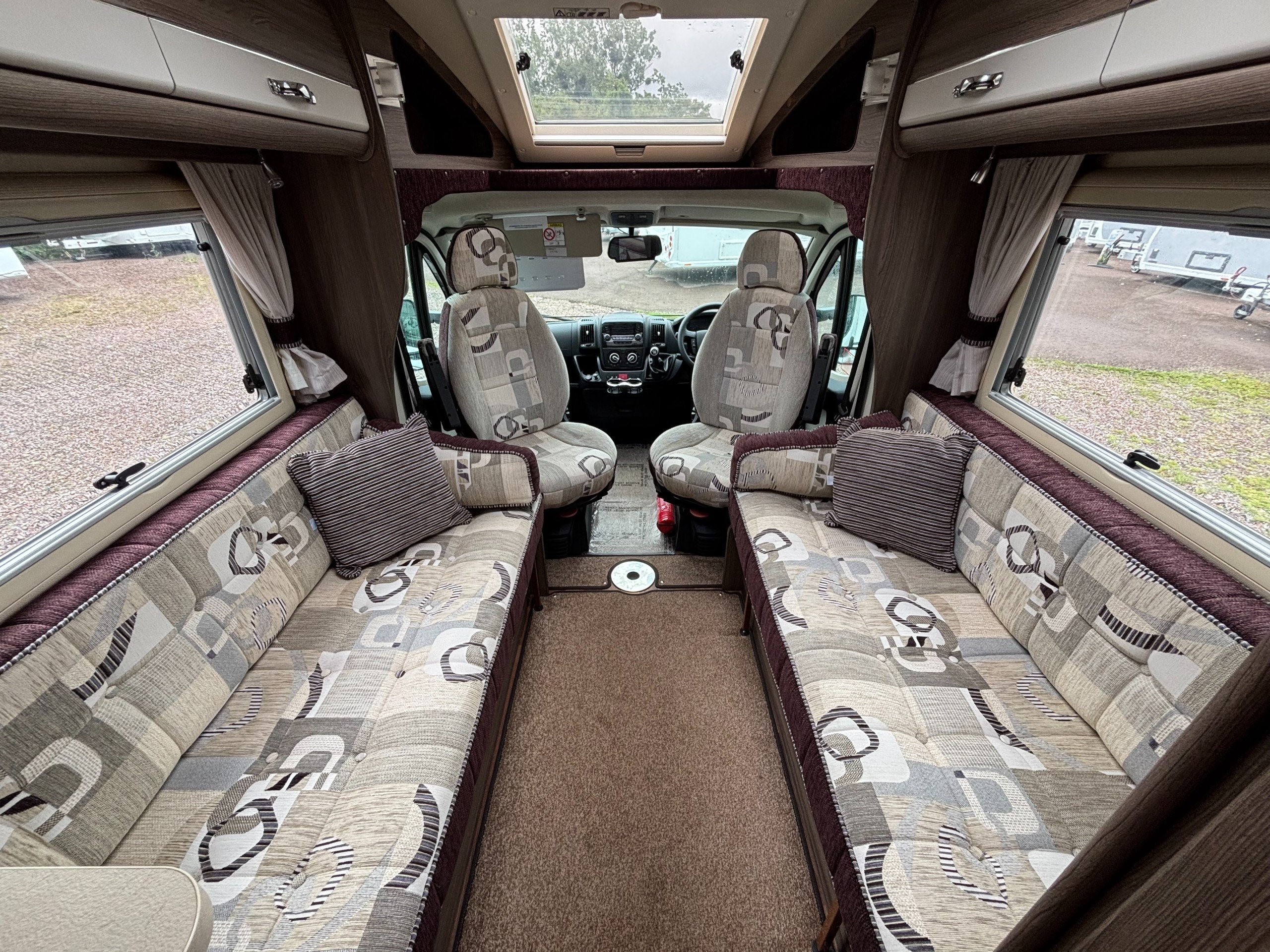 2016 Auto-Sleepers Nuevo Ek