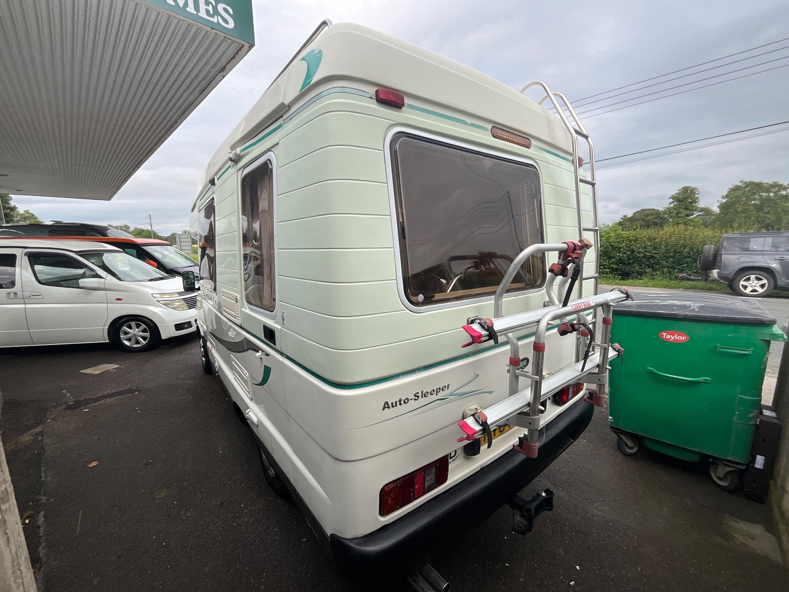 Exterior - Rear