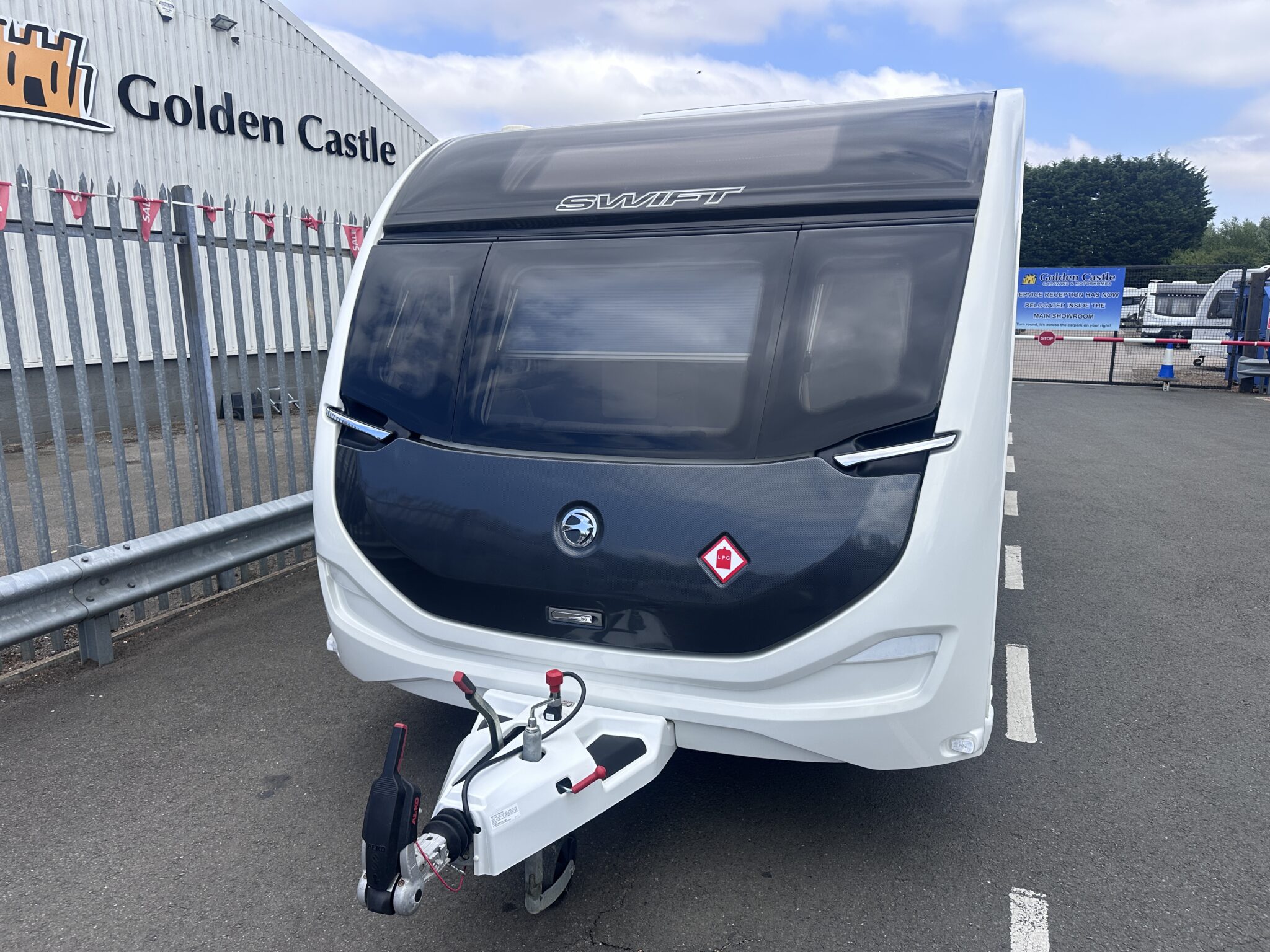 Exterior - Front