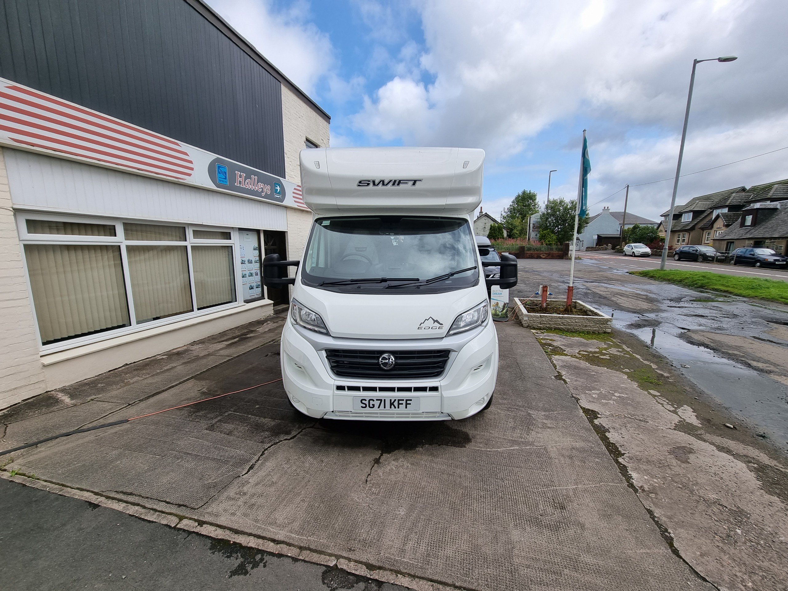 2021 Swift Edge 494
