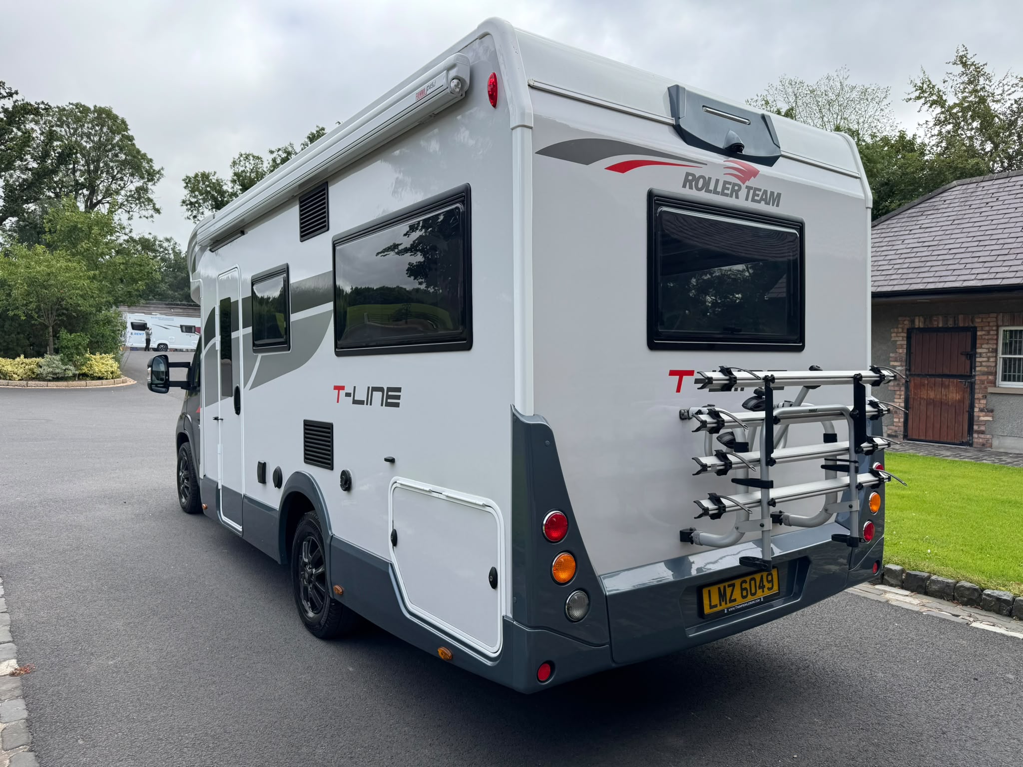 Exterior - Rear
