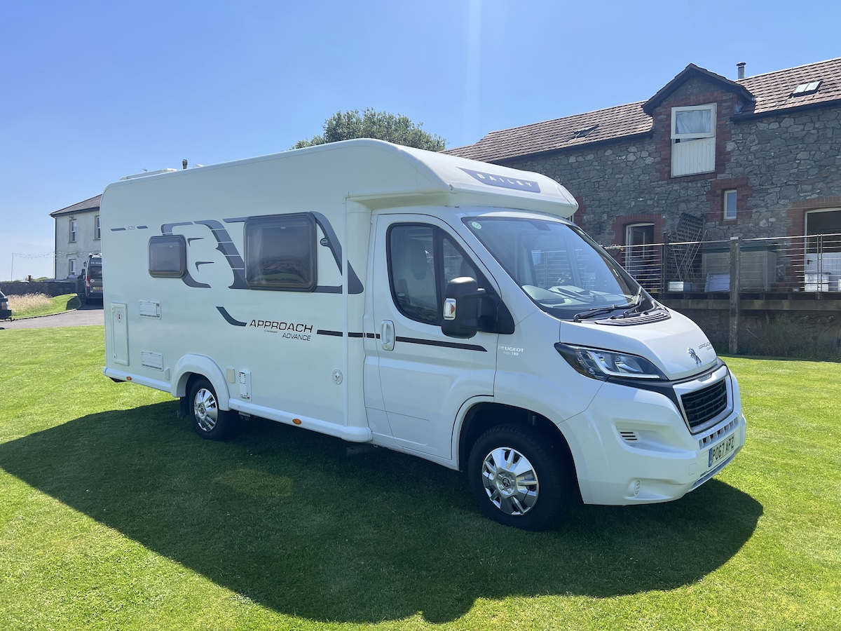 2017 Bailey Approach Advance 635