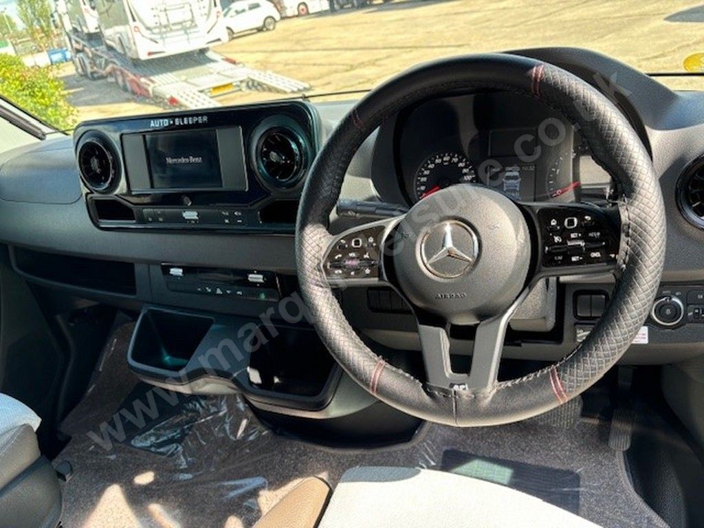 AUTO SLEEPERS WINCHCOMBE