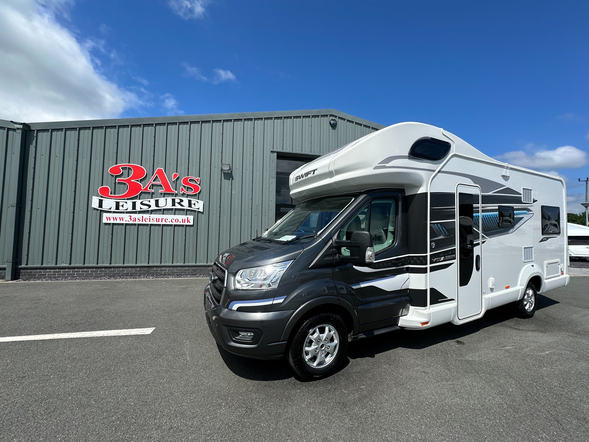 Swift Voyager 475