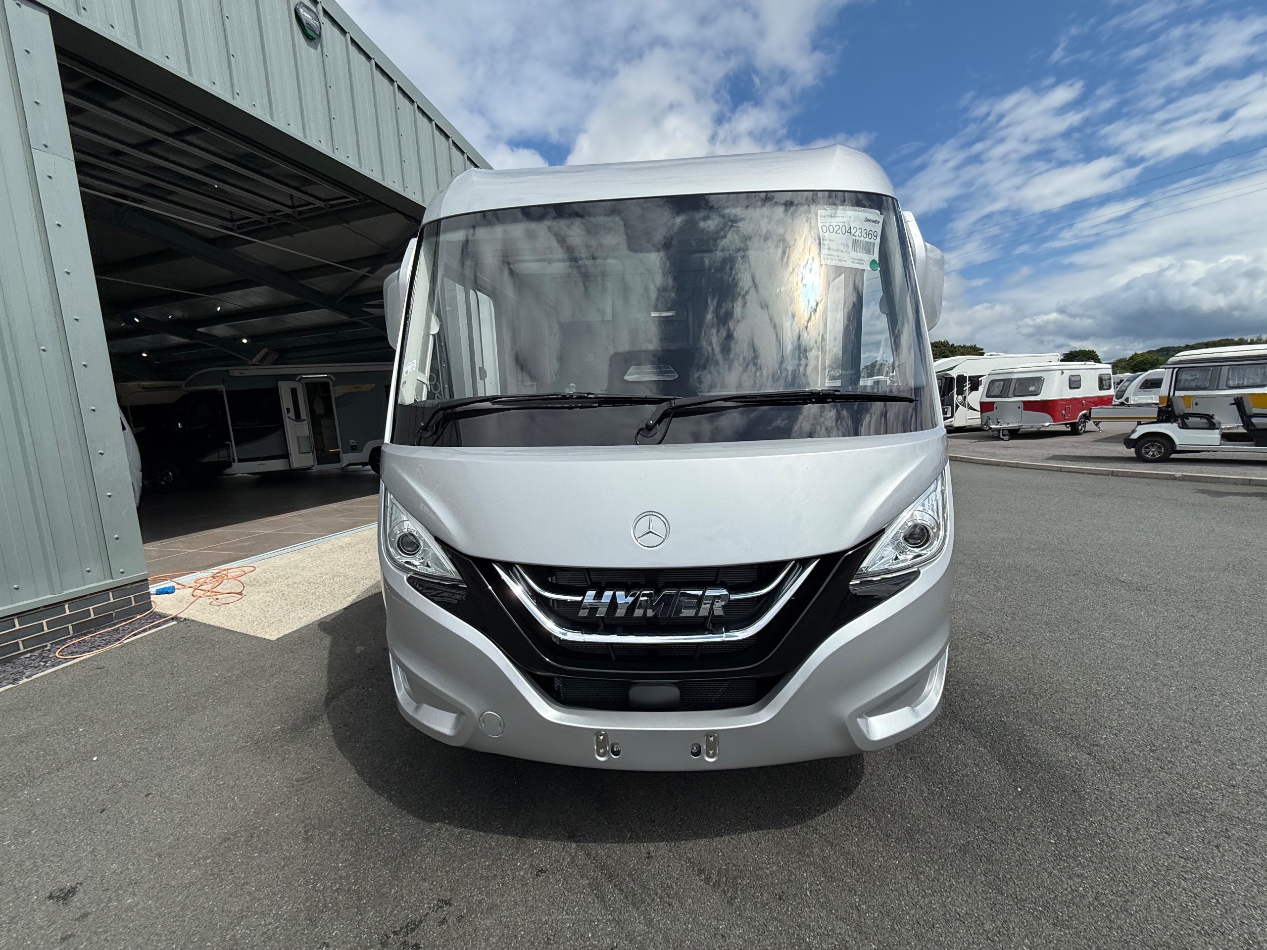 2025 Hymer B-MC I680 BLACKLINE