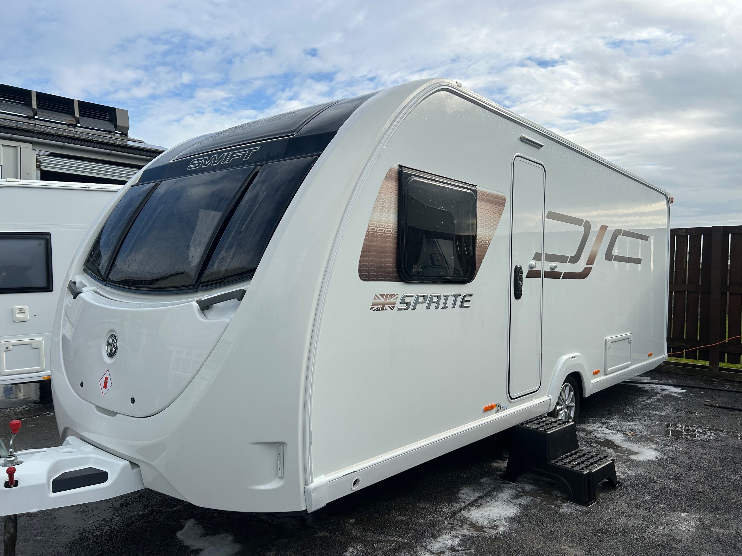 2022 Swift Sprite Major 4 SB - Exterior - Front