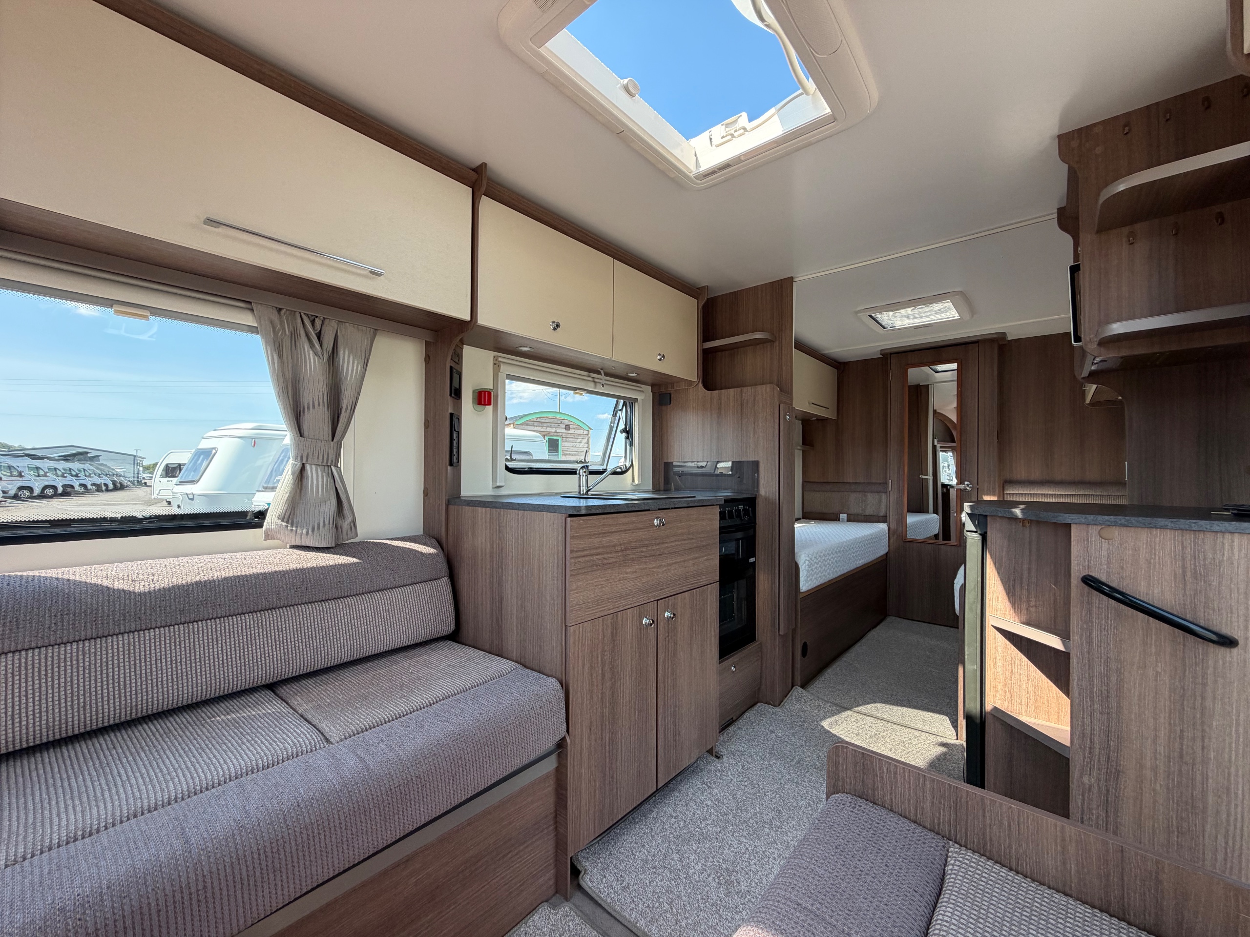 2019 Bailey Phoenix 642