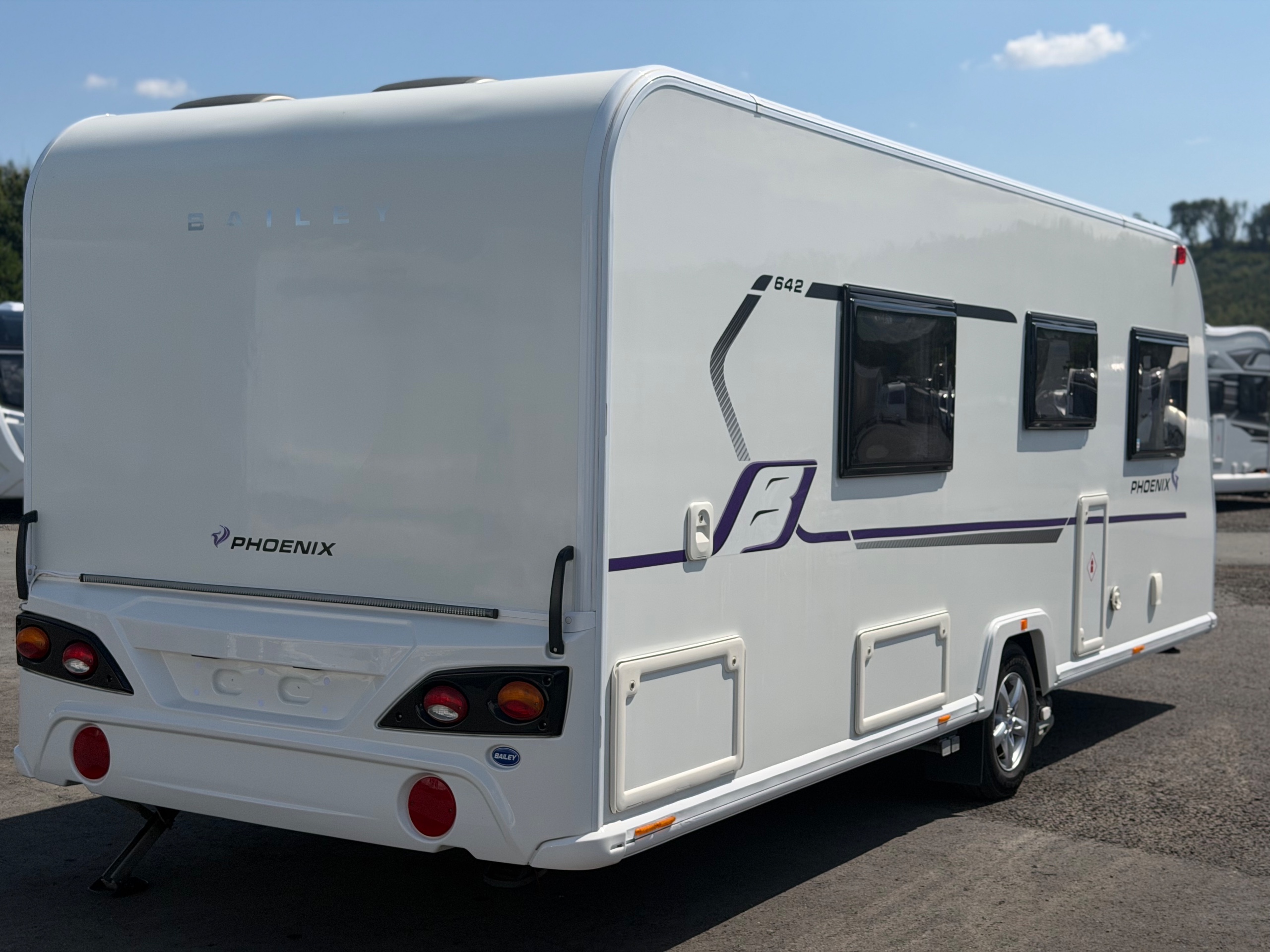 Bailey Phoenix 642