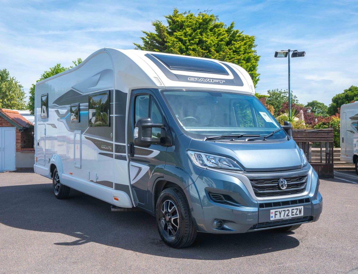 2023 Swift Escape 694 140BHP