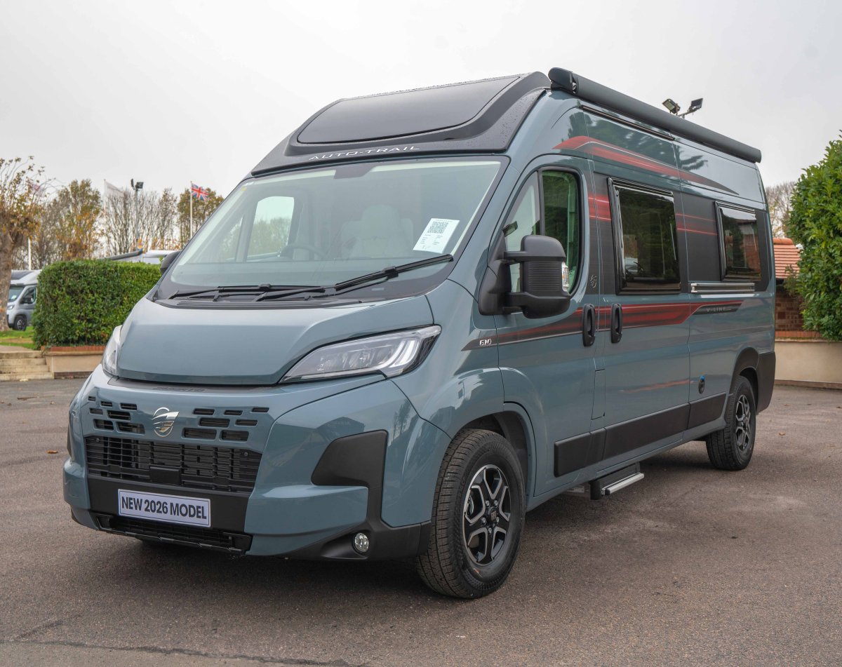 2026 Auto-Trail V-Line 610 SE 140BHP Auto