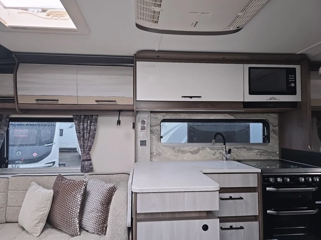 Coachman Lusso 3 2025 4 Berth Caravan with Transverse Island Bed