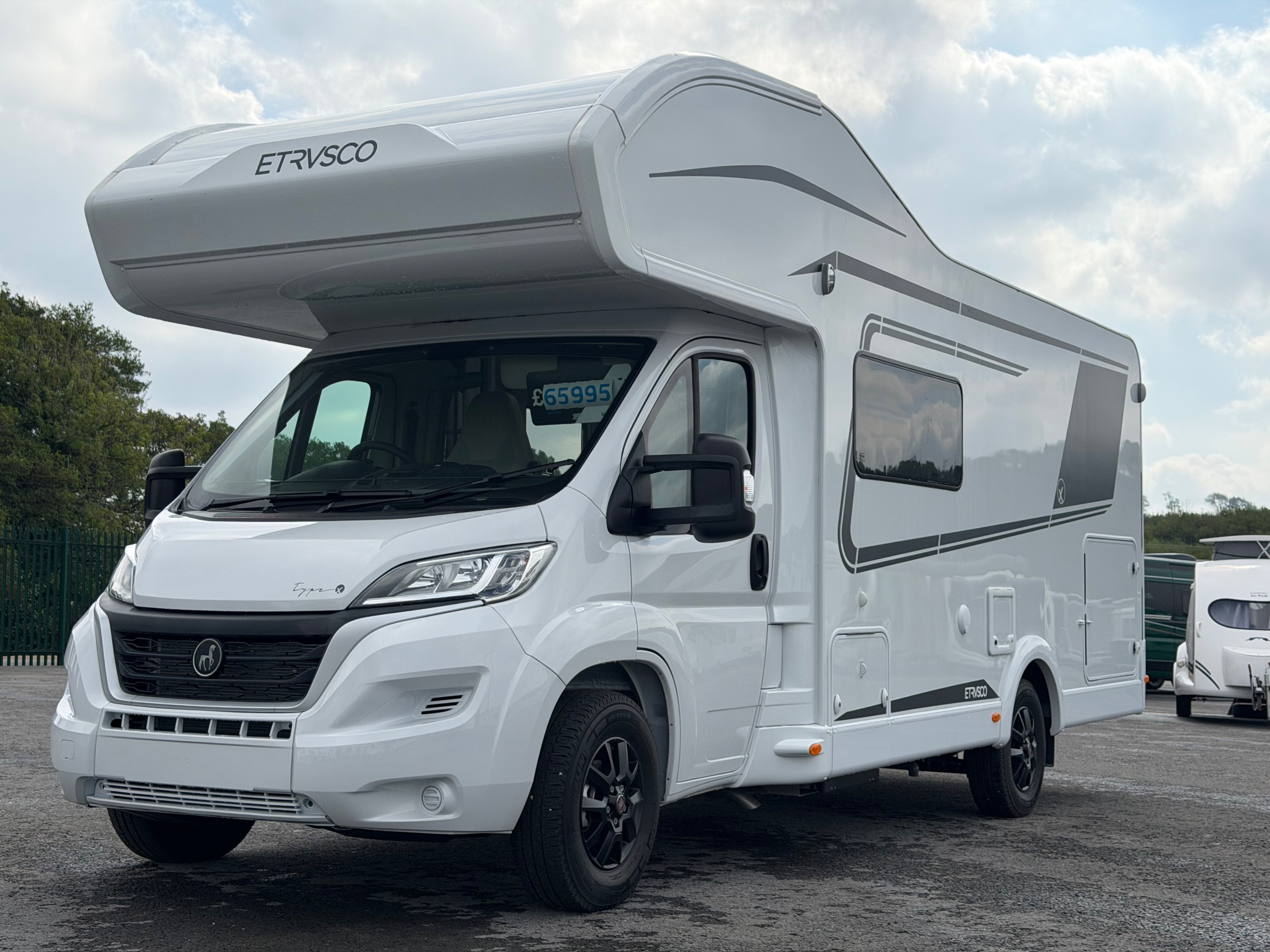 2027 Etrusco A7300 DB