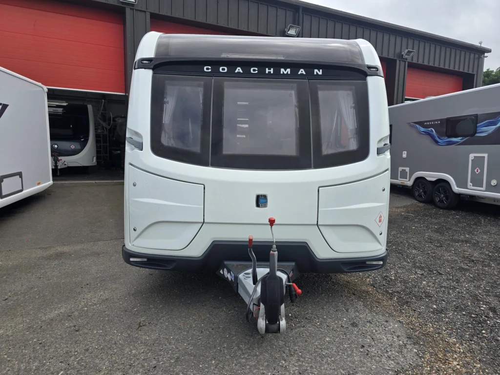 2000 Coachman Vip