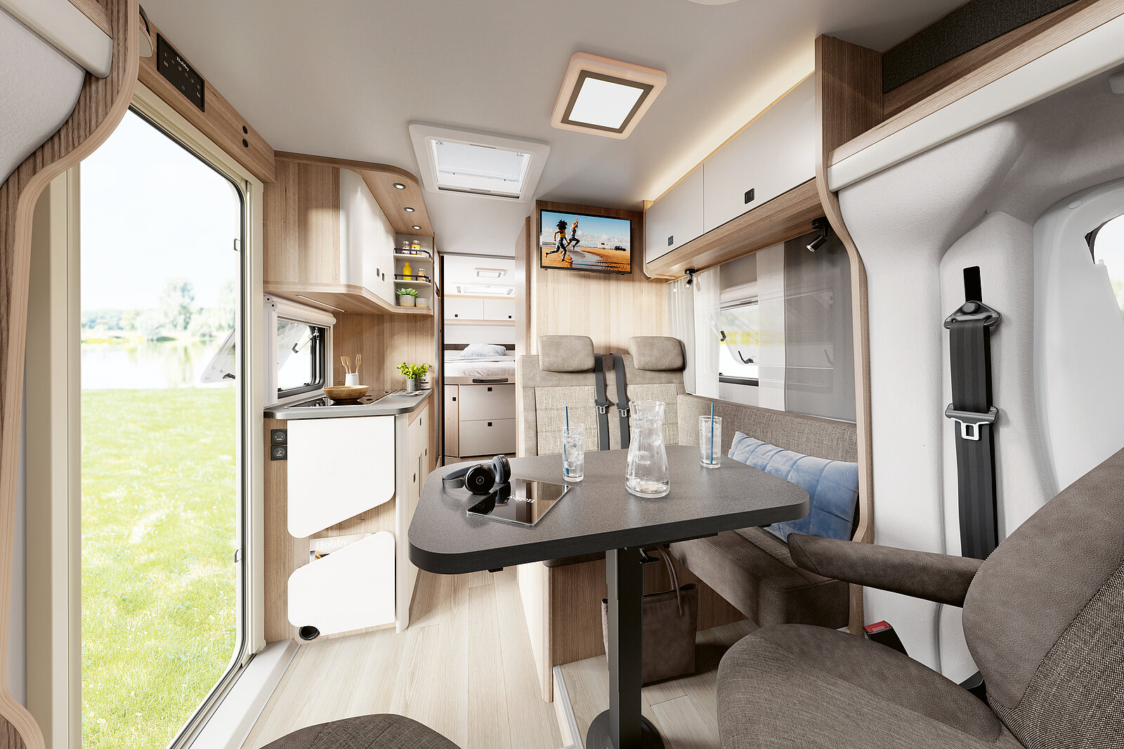 Hobby ONTOUR C 700 GQ interior image