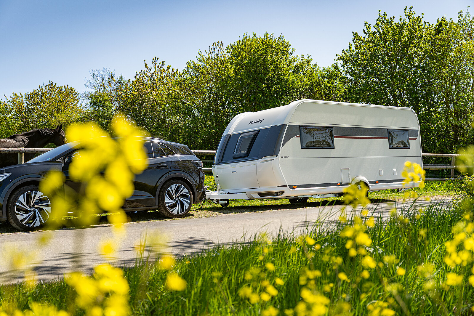 Hobby DE LUXE 495 UL exterior image