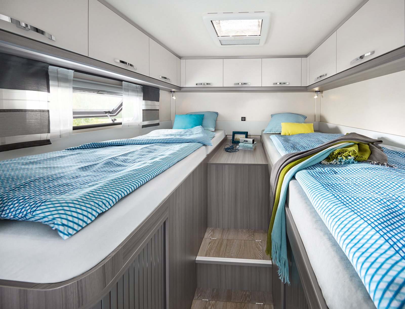 Hobby OPTIMA ONTOUR T65 GE interior image